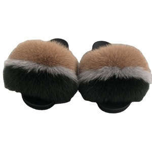 Zapatillas suaves y cómodas para mujer, pantuflas deslizantes de piel de mapache natural, zorro, para verano, venta al por mayor - Product Image 1