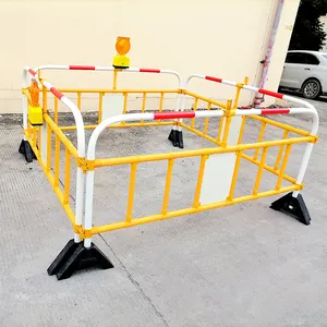 Hàng Rào Nhựa Barriere Tp En Fer Road Hàng Rào Kiểm Soát Đông Đúc Màu Đỏ/Trắng Được Sử Dụng Rộng Rãi Để Bán