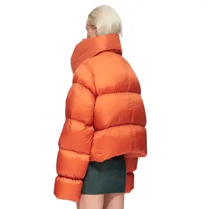 Pengiriman Gratis Turtleneck Tebal Hangat Musim Dingin dengan Syal Puffer Ritsleting Mantel Wanita Jaket Gelembung Puffer Serut