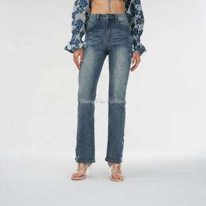 Fabricante OEM, Jeans de Cintura Baja para Mujer, Lavado Medio, Bordado Floral, Pantalones de Mezclilla de Pierna Recta - Product Image 2