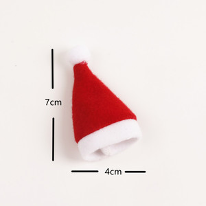 Juego de cubiertos con diseño de gorro navideño de terciopelo rojo de 4*7cm y 6*12cm para decoración de mesa navideña - Product Image 4