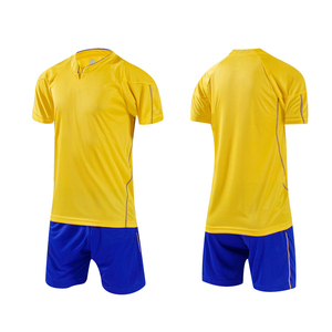 Nuova tuta <span class=keywords><strong>da</strong></span> <span class=keywords><strong>calcio</strong></span> in bianco, divisa <span class=keywords><strong>da</strong></span> allenamento per <span class=keywords><strong>calcio</strong></span> maschile, pantaloncini per piedi - Product Image 4