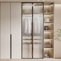 Armoire autoportante élégante blanche personnalisée à 4-6 portes, design moderne pour la maison, meubles de chambre à coucher, caractéristique durable