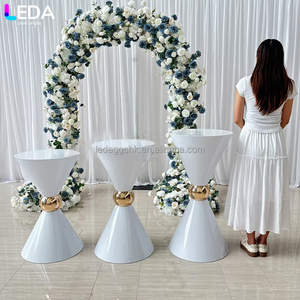 Centro de Mesa para Bodas y Decoración de Fiestas LEDA, Reloj de Arena de Acero Inoxidable, Pedestal de Metal Blanco para Exhibición de Pasteles, Plinto para Bodas - Product Image 1