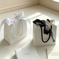 Sac shopping en papier personnalisé avec logo imprimé, sac cadeau de luxe avec poignée en ruban pour parfum, rouge à lèvres, faux ongles, emballage cosmétique