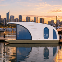 Maison flottante préfabriquée en conteneur avec panneaux sandwich