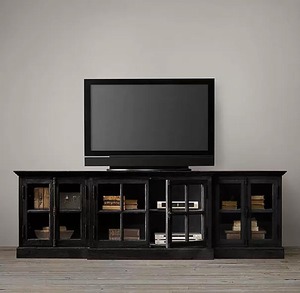Meuble TV en chêne massif vieilli de style vintage américain, console multimédia avec porte vitrée de style campagne française, long meuble de rangement en bois pour salon - Product Image 3
