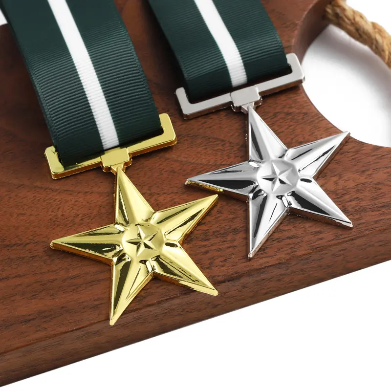 Fabrika özel madalya döküm Metal çinko alaşım Logo madalya altın gümüş 3D yıldız şekli madalya rozeti onur ile kısa şerit