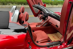 MG Cyberster 2024 d'<span class=keywords><strong>occasion</strong></span>, autonomie de 501 km, édition Charm Heartbeat, <span class=keywords><strong>voiture</strong></span> de sport cabriolet à toit souple 100% électrique - Product Image 4