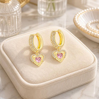Boucles d'oreilles pendantes de créateur de luxe en forme de lettre, boucles d'oreilles créoles cœur plaquées or 18 carats, bijoux hip-hop pour femmes Yiwu