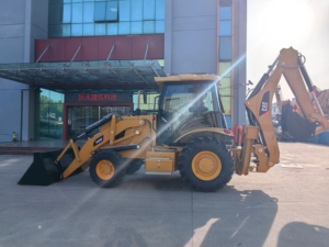 รถตักล้อยาง CAT 420F รุ่นใหม่ล่าสุด พร้อมฟังก์ชั่นขุดและตักในเครื่องเดียว เหมาะสำหรับงานก่อสร้างสิ่งสาธารณูปโภค - Product Image 5