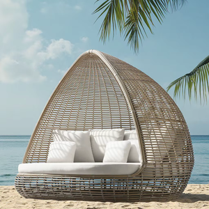 Lit de repos en rotin pleine grandeur avec cadre en aluminium, durable et moderne, pour l'extérieur de la villa, avec coussin d'angle et chaise longue. - Product Image 1
