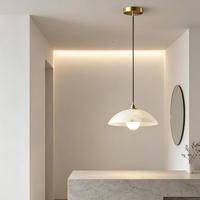 Direkt vom Hersteller Moderne Nordische Marmor-Glas-Kuppel LED Dimmbare Pendelleuchte Goldene Hängelampe für Esszimmer Schlafzimmer Kücheninsel