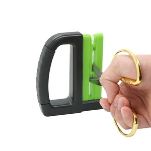 Afilador de cuchillos y tijeras de doble propósito con mango de TPE, herramienta de afilado de cerámica de múltiples granos para tijeras de jardín, manual. - Product Image 3