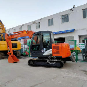 Moteur d'origine EX70 ZX60 Hitachi ZX60 pour excavatrice d'occasion de petite taille 6 tonnes, système hydraulique intact, prêt à être expédié EX120-5 - Product Image 1