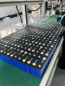 Protection contre les surtensions 110v/120v Custom 10kva Online Ups Batterie solaire au lithium à montage en rack pour un usage industriel et commercial - Product Image 6