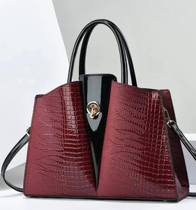 Sacs de luxe haut de gamme pour femmes, sacs à bandoulière en cuir véritable de marque haut de gamme, portefeuilles élégants de créateurs et sacs à main. - Product Image 2