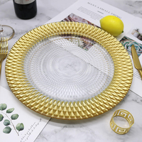 Assiettes en verre transparent doré pour les fêtes de mariage, modèle d'assiettes rondes européennes, avec des motifs simples et modernes.