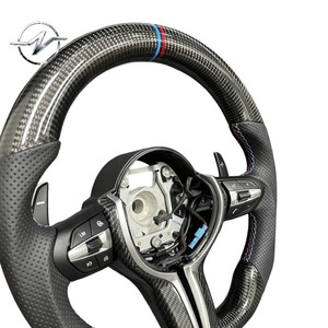 Volante Deportivo Personalizado de 3 Brazos en Fibra de Carbono con Agarre de 35 mm para F10 F30 F11 F15 F16 Serie 3/5 X5/X6 - Marca YZ - Product Image 2