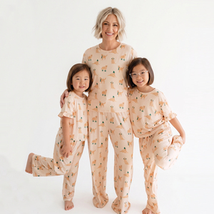 Pijamas Familiares de Bambú Modal con Estampado de Perrito, Certificados BSCI y OEKO-TEX, para Mamá y Niñas, con Volantes, Ropa de Dormir, Logotipo Personalizado de Fábrica - Product Image 1
