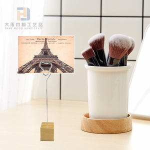 Porte-cartes en bois arqué carré et créatif, porte-photos, porte-blocs en bois personnalisés avec <span class=keywords><strong>pince</strong></span> en fer en forme de cœur pour déco d'affichage de photos - Product Image 5