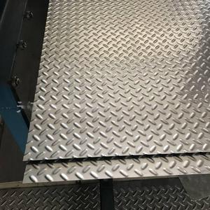 Plaques en acier carbone/galvanisé à motif damier de haute résistance, fabriquées en Chine, en acier embossé, en tôle métallique - Product Image 1