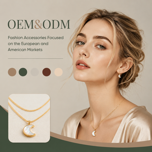 Cadena cubana de doble capa chapada en oro al por mayor, colgante de luna creciente de nácar blanco natural, joyería elegante para mujer - Product Image 1