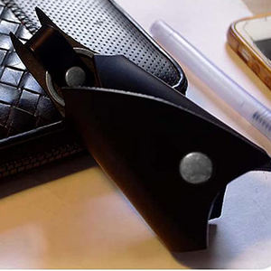 Porte-clés chauve-souris en cuir pour hommes et femmes, étui de porte-clés de <span class=keywords><strong>voiture</strong></span>, porte-clés en cuir pour hommes et femmes - Product Image 6