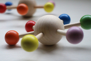 Jouet Gyroscopique Rotatif de Bureau Soleil, Jouet Magique Classique Nostalgique de Dessin Animé, Mini Jeu Amusant en Bois pour Bureau - Product Image 4