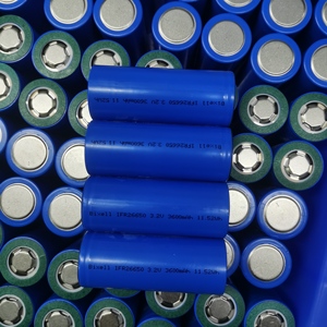 Bateria LiFePO4 6.4V 7Ah Recarregável com BMS para Luz Solar, Robótica e Energia de Backup - Product Image 1