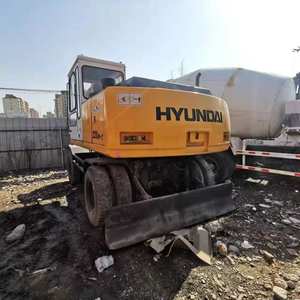 Excavadora de orugas multifunción coreana original usada Hyundai 220lc alta eficiencia Hyundai en buen estado a la venta - Product Image 3