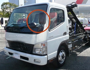 Pièces de camion Mitsubishi Fuso Canter, rétroviseur, support de rétroviseur latéral de camion - Product Image 3