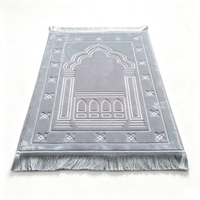 Cheap Wholesale Beautiful Design Muslim Prayer Mat Islamic Prayer Rugs Perfect Ramadan Gifts Carpet for Mosque