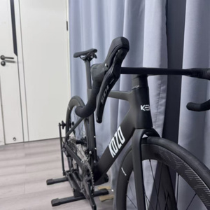 <span class=keywords><strong>Bicicleta</strong></span> de Carretera Lunfeng de 24 Velocidades, Eléctrica, con Frenos de Disco, de Fibra de Carbono 700c, Aerodinámica, con Cableado Interno Completo - Product Image 4