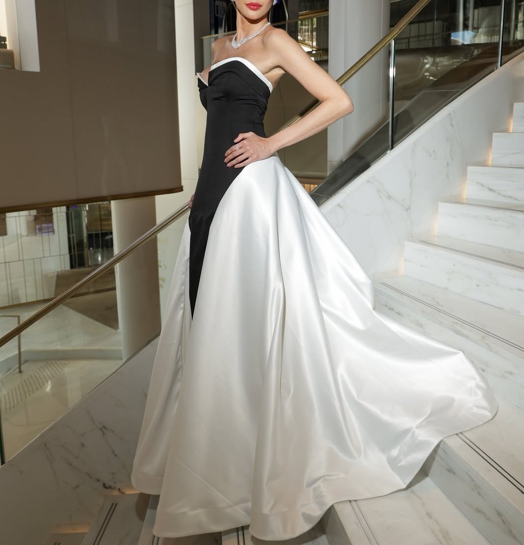 Elegant Sophisticated Evening Dresses for Dinner & Events