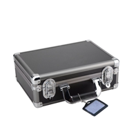 Valise à outils en aluminium noir grande capacité, durable, résistante à l'eau, aux chocs et à la poussière, verrouillable, portable, personnalisable OEM ODM