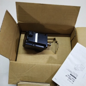 มอเตอร์ AC รุ่น SV-M020CK 200W พร้อมแกนคีย์เวย์และอินคริเมนทัลเอนโค้ดเดอร์ - Product Image 3