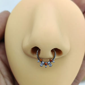 Mode Sieraden Astm F136 Titanium Zirkoon Scharnierende Segment Piercing Oorbellen <span class=keywords><strong>Helix</strong></span> Schelp Tragus Clicker Body Piercing - Product Image 2