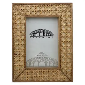 New Arrival Latest Design Brown Photo Frames Wall Hanging Rustic Wood Cane Photo Frame