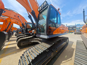 รถขุดตีนตะขาบ DEVELON DX400 ขนาด 42.1 ตัน สำหรับงานเหมืองหนัก พร้อมมอเตอร์เกียร์บ็อกซ์ รับประกัน 1 ปี สำหรับงานขุดหินแข็ง งานขนถ่ายวัสดุหนักในเหมือง - Product Image 6
