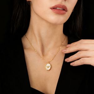 Moda donna a forma di farfalla a forma di cuore a conchiglia foto Album collana con cornice retrò con ciondolo apribile maglione catena gioielli in oro fiori girocollo - Product Image 3
