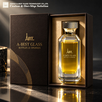 Vente en gros de flacons de parfum carrés en verre de 100 ml, finition mate, logo personnalisé, étiquette métallique de luxe, certificat PPWR, OEM ODM