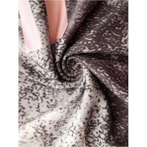 Sudadera personalizada para mujer con bloques de color estampados, media cremallera, cuello redondo, manga larga, estilo casual. - Product Image 4