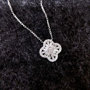 Xinfly 0.3CT Natural Diamond Classic Four <b>Leaf</b> Clover Necklace 18K Real Pawnable White Gold - Product Image 3