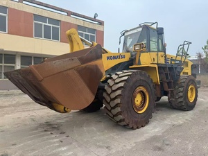 Chargeuse sur pneus Komatsu WA500 de 30 tonnes, équipement lourd d'occasion avec pelle rétrocaveuse et chargeur frontal, pompe MOOG, moteur Cummins - Product Image 6