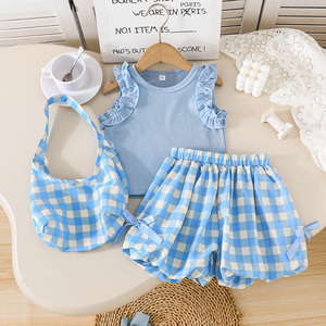 ชุดเซ็ตสองชิ้นแฟชั่นลำลองสำหรับเด็กผู้หญิง ประกอบด้วยเสื้อแขนระบายประดับโบว์จีบสวยงาม และกางเกงขาสั้น พร้อมกระเป๋า สำหรับเด็กอายุ 3-7 ปี - Product Image 1