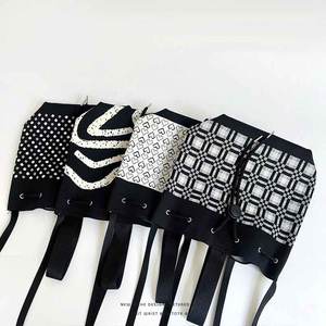 Hochwertige Modische Damen Schwarz-Weiße Gestrickte Kordelzug-Handtasche Lässige Tragetasche Clutch Umhängetasche - Product Image 3