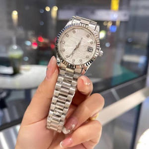 <span class=keywords><strong>Orologio</strong></span> Analogico al Quarzo di Lusso con Cinturino in Acciaio Inossidabile Dorato, Design Personalizzabile con Logo, Ultimo Modello per <span class=keywords><strong>Uomo</strong></span> - Product Image 2