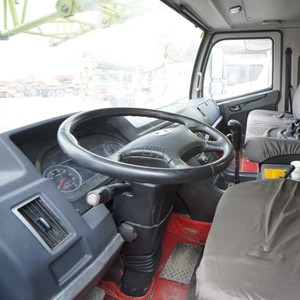 รถเครนมือสองคุณภาพสูง 80 ตัน Zoomlion ZTC800V562 รถเครนเคลื่อนที่แบบติดตั้งบนรถบรรทุกสำหรับขาย - Product Image 6