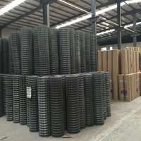 Clôture de construction en acier inoxydable galvanisé à trous carrés soudés de 0,4 à 3,0 mm SS304 SS316